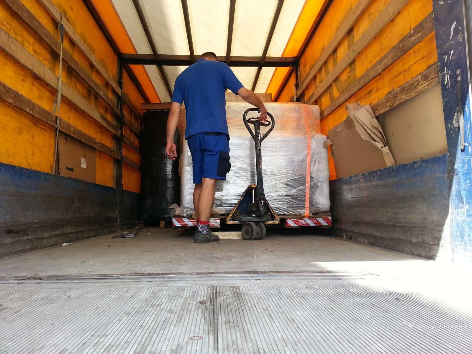 The piano stays in the same hands throughout the transport abroad