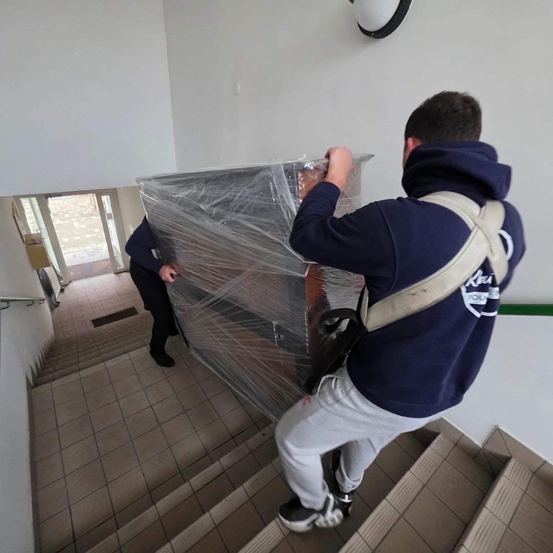 20251114_090859 Wir transportieren Ihr Klavier oder Ihren Flügel in ganz Niederösterreich,