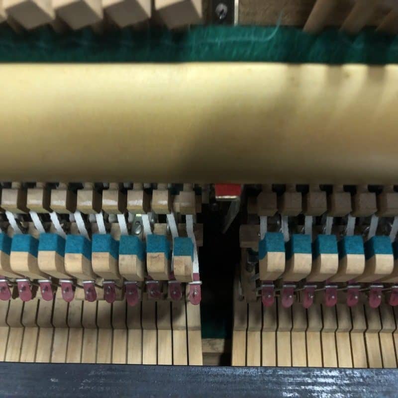 Yamaha U1H