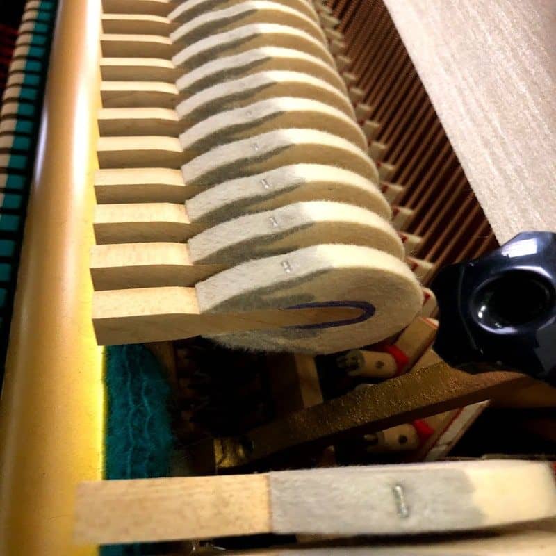 Yamaha U1H