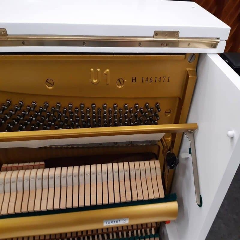 Yamaha U1H