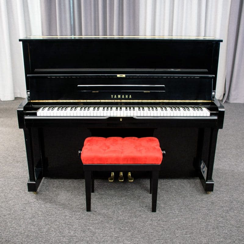 Yamaha U1G